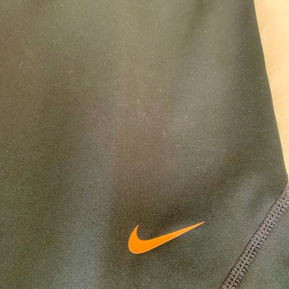 Nike Pro tights. - Picture 2 of 5